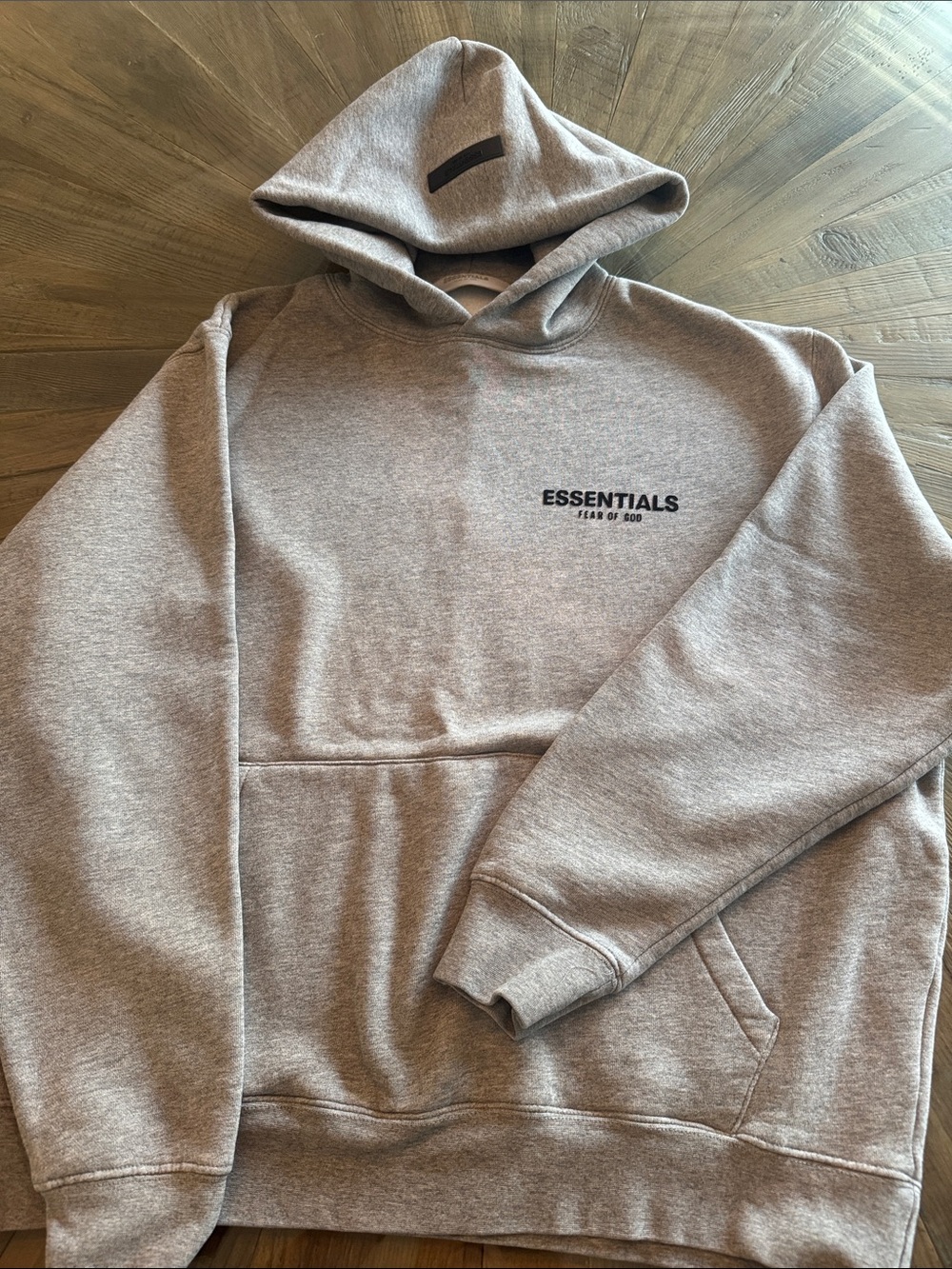 ESSENTIALS Men’s Heather Gray Pullover Hoodie